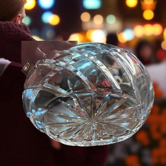 Cross-Hatched Contemporary Lead Crystal Basket Heavy Bowl Criss Cross Pattern - Picture 4 of 6